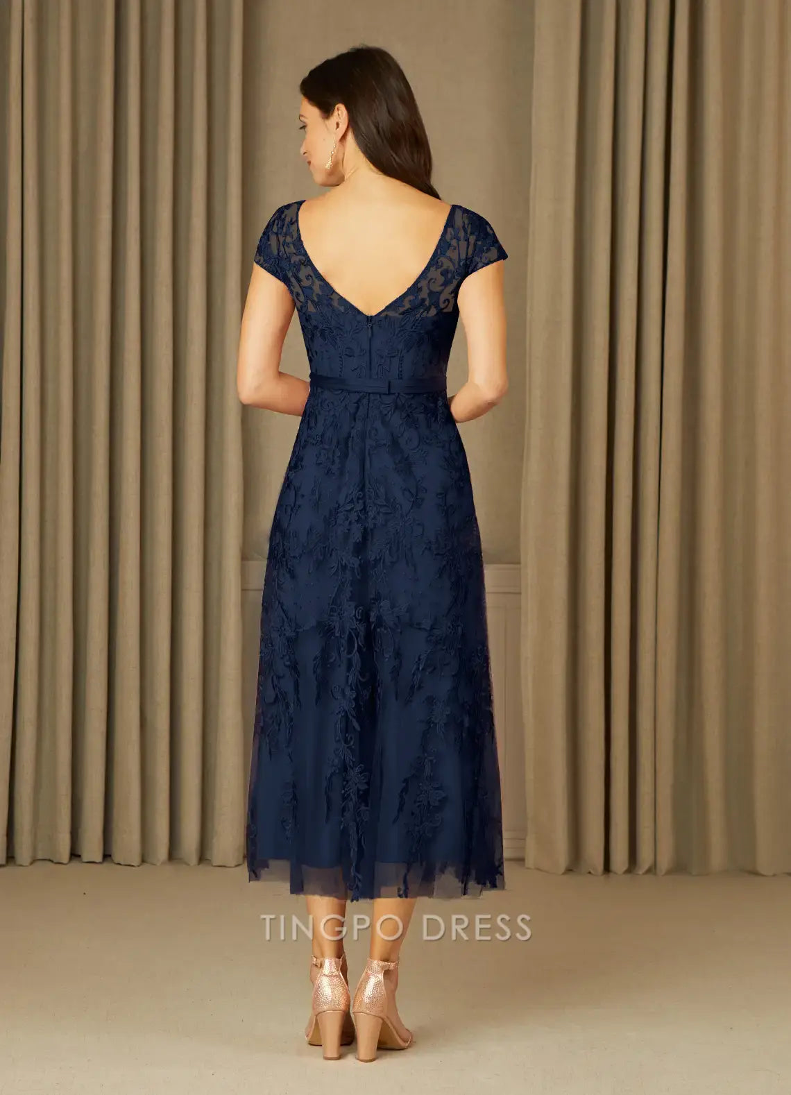 TingPo Wholesale Elegant Mother of the Bride Dresses Dark Navy A-Line Scoop Lace Tulle Dress Dress hot sale for ladies